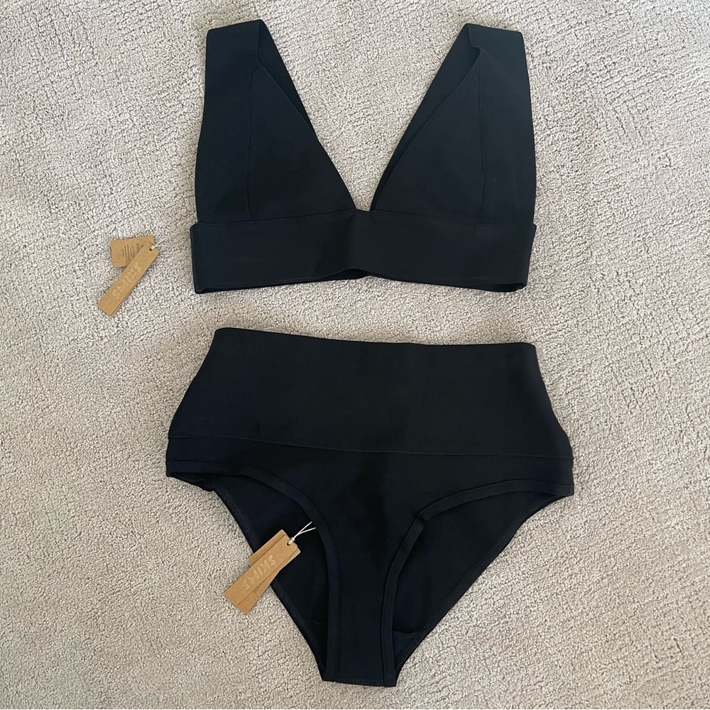 NWT Skims 2 piece knit swimsuit set, Size Large
